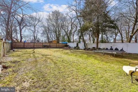 Exterior - 1009 Monroe St, Annapolis, MD 21403 photo 3 of 10