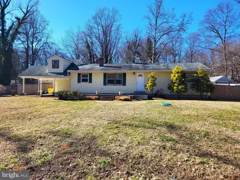 3594 2nd Ave, Edgewater, MD 21037