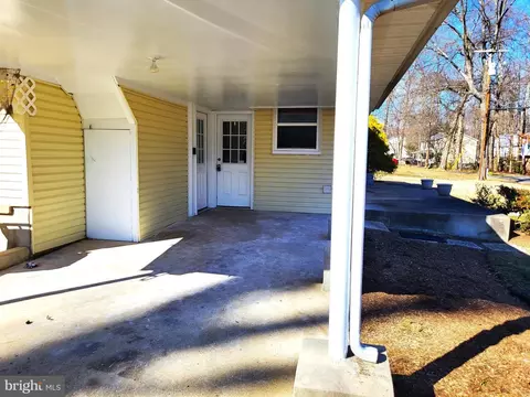 Exterior - 3594 2nd Ave, Edgewater, MD 21037 photo 6 of 6