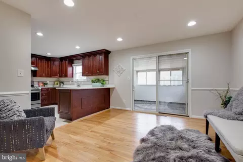 Kitchen - 517 Williamsburg Ln, Odenton, MD 21113 photo 1 of 6