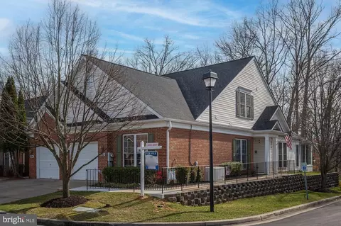 1502 Sapphire Ct #4, Odenton, MD 21113