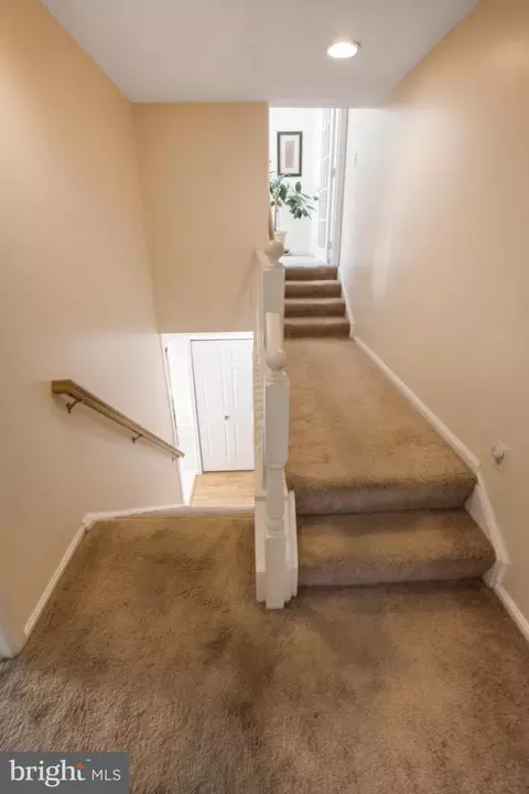 Entry Way - 1904 Mount Hope Ct, Hanover, MD 21076 photo 3 of 5