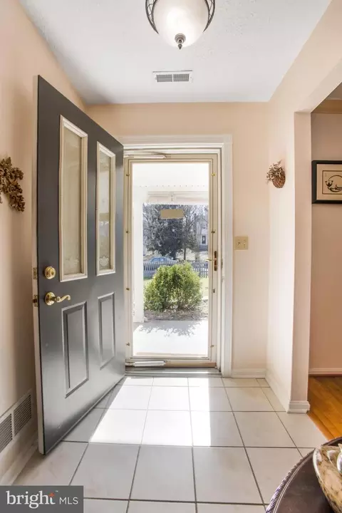 Entry Way - 1904 Mount Hope Ct, Hanover, MD 21076 photo 4 of 5