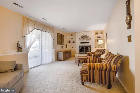 Living - 1904 Mount Hope Ct, Hanover, MD 21076 photo 8 of 9