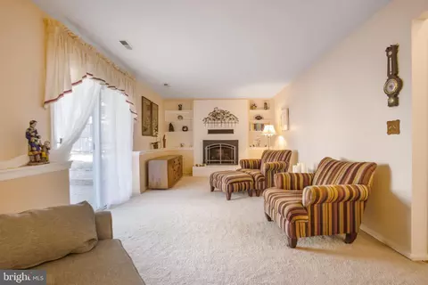 Living - 1904 Mount Hope Ct, Hanover, MD 21076 photo 7 of 9