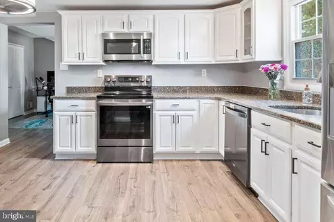 Kitchen - 7912 Pavilion Dr, Severn, MD 21144 photo 1 of 3