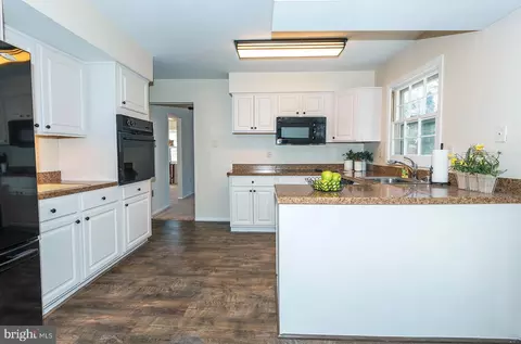 Kitchen - 1715 Tarleton Way, Crofton, MD 21114 photo 3 of 6
