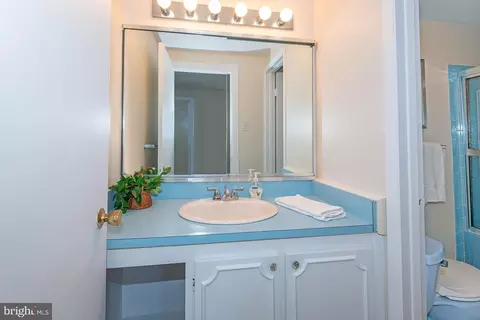 Bath - 1715 Tarleton Way, Crofton, MD 21114 photo 4 of 5