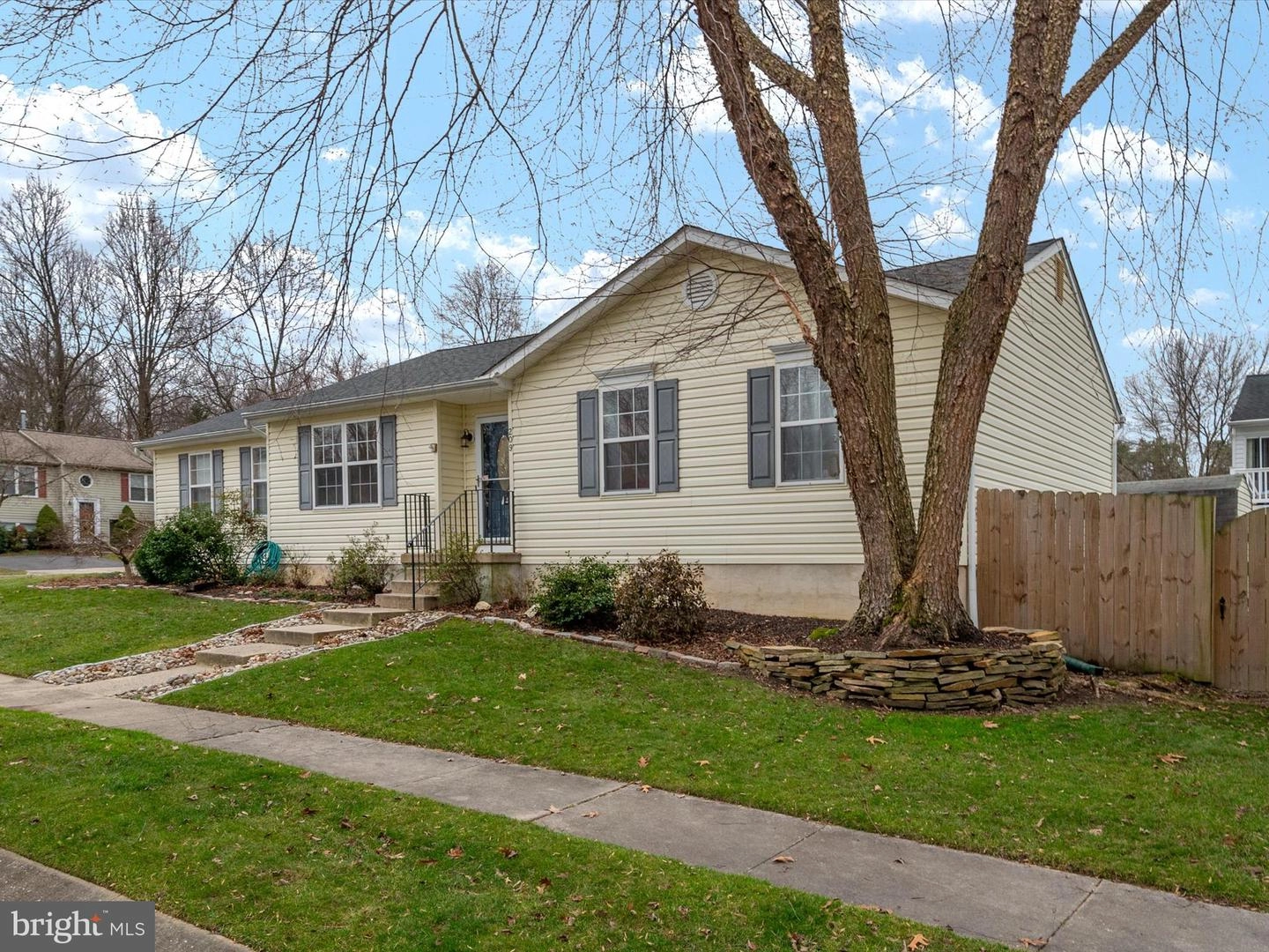 209 Misty View Ct, Pasadena, MD 21122 photo 2