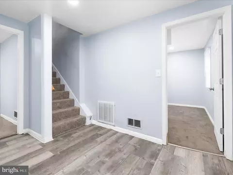 Entry Way - 3 Park Pl, Brooklyn, MD 21225 photo 2 of 2