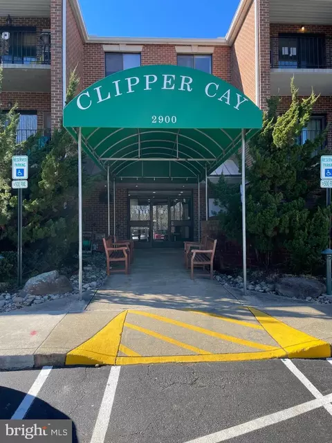 2900 Shipmaster Way #207, Annapolis, MD 21401
