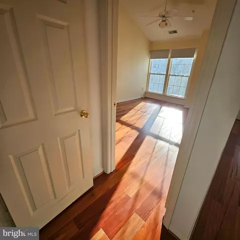 Entry Way - 3109 River Bend Ct #D304, Laurel, MD 20724 photo 6 of 7