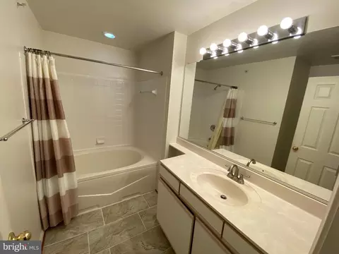 Bath - 3109 River Bend Ct #D304, Laurel, MD 20724 photo 2 of 3