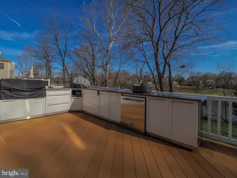 Exterior - 7707 Lyman Ave, Pasadena, MD 21122 photo 5 of 16