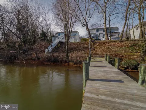 View/Area - 7707 Lyman Ave, Pasadena, MD 21122 photo 4 of 8