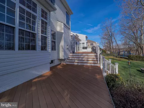 Exterior - 7707 Lyman Ave, Pasadena, MD 21122 photo 7 of 16