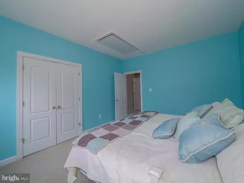 Bedroom - 7707 Lyman Ave, Pasadena, MD 21122 photo 7 of 9