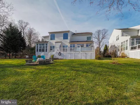 Exterior - 7707 Lyman Ave, Pasadena, MD 21122 photo 2 of 16