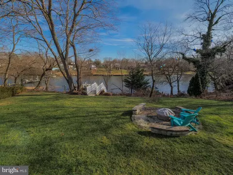 View/Area - 7707 Lyman Ave, Pasadena, MD 21122 photo 6 of 8