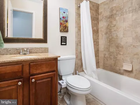 Bath - 51 Claiborne Rd, Edgewater, MD 21037 photo 2 of 2