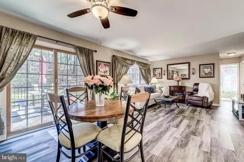 Dining - 925 Deep Creek Ave, Arnold, MD 21012 photo 3 of 6