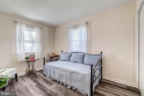 Bedroom - 925 Deep Creek Ave, Arnold, MD 21012 photo 1 of 6
