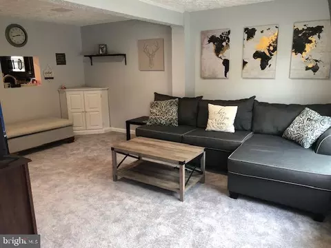 Living - 7758 Kidwell Ct, Hanover, MD 21076 photo 3 of 4