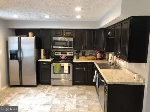 Kitchen - 7758 Kidwell Ct, Hanover, MD 21076 photo 4 of 4