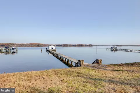 View/Area - 553 Broadwater Rd, Arnold, MD 21012 photo 4 of 5