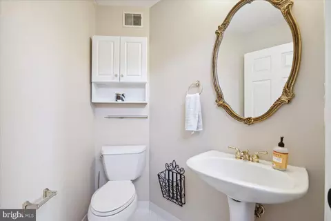 Bath - 134 Riverton Pl, Edgewater, MD 21037 photo 1 of 6