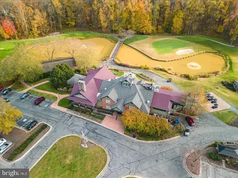 View/Area - 134 Riverton Pl, Edgewater, MD 21037 photo 2 of 10