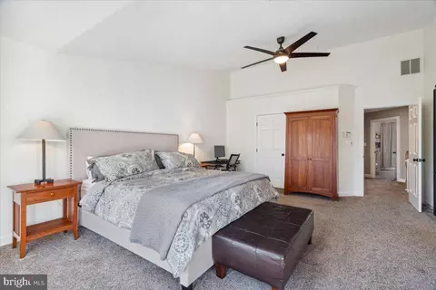 Bedroom - 134 Riverton Pl, Edgewater, MD 21037 photo 5 of 9
