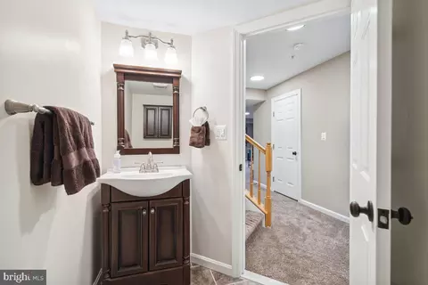 Bath - 134 Riverton Pl, Edgewater, MD 21037 photo 6 of 6