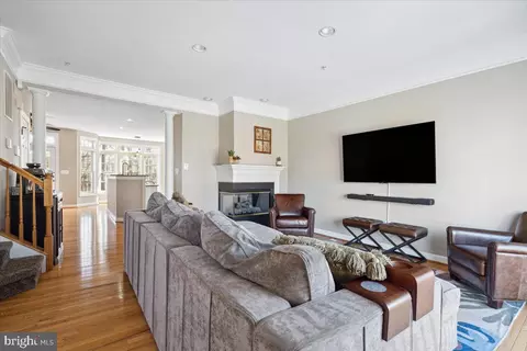 Living - 134 Riverton Pl, Edgewater, MD 21037 photo 1 of 6