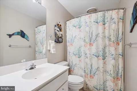 Bath - 134 Riverton Pl, Edgewater, MD 21037 photo 5 of 6