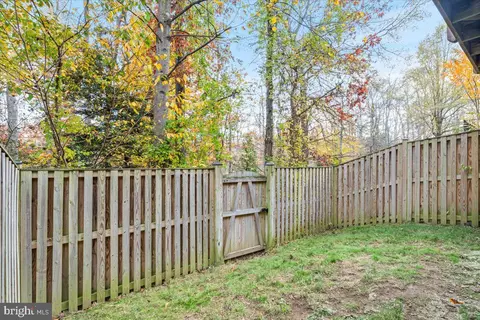 Exterior - 134 Riverton Pl, Edgewater, MD 21037 photo 5 of 10