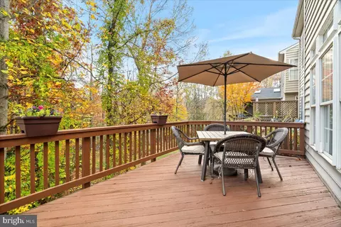 Exterior - 134 Riverton Pl, Edgewater, MD 21037 photo 3 of 10