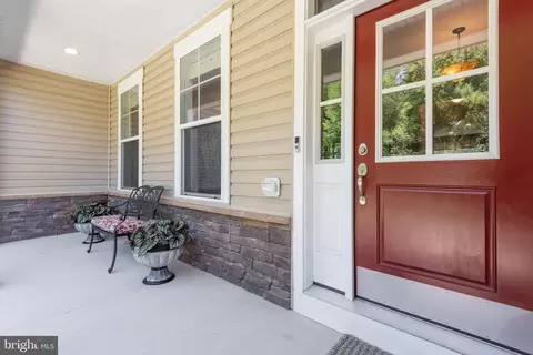 Exterior - 205 Thompson Ln, Deale, MD 20751 photo 2 of 7