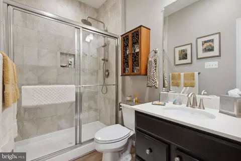 Bath - 205 Thompson Ln, Deale, MD 20751 photo 2 of 2