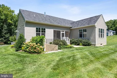 Exterior - 205 Thompson Ln, Deale, MD 20751 photo 6 of 7