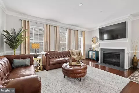 209 Truck Farm Dr, Glen Burnie, MD 21061