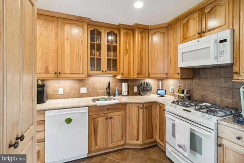6306 S Orchard Rd, Linthicum, MD 21090 photo 8