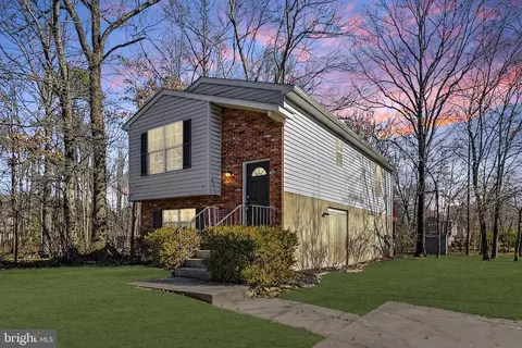 8015 Solley Rd, Glen Burnie, MD 21060