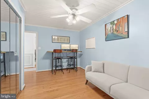 Living - 7827 Southwest Rd, Pasadena, MD 21122 photo 7 of 7