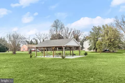 Exterior - 7827 Southwest Rd, Pasadena, MD 21122 photo 17 of 17