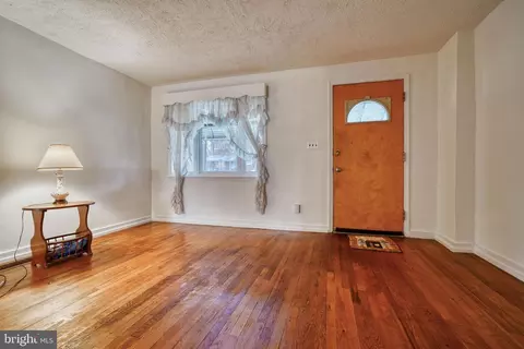 422 5th Ave, Brooklyn, MD 21225 photo 10