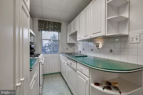 422 5th Ave, Brooklyn, MD 21225 photo 9