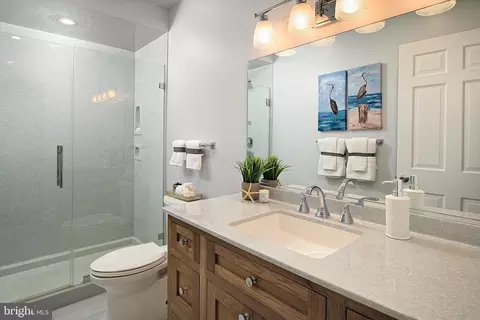 Bath - 3887 Cotter Dr, Edgewater, MD 21037 photo 1 of 5