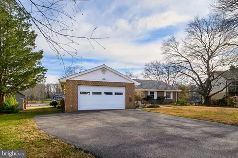 Exterior - 3887 Cotter Dr, Edgewater, MD 21037 photo 2 of 12