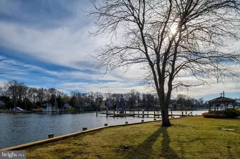 View/Area - 3887 Cotter Dr, Edgewater, MD 21037 photo 2 of 13